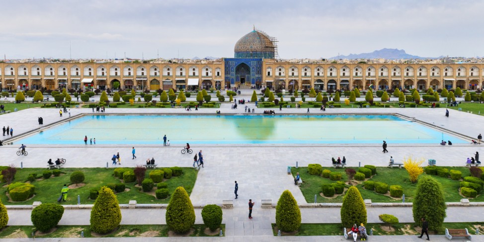 Sheikh Loftallah Mosque, Maydam-e Iman square, UNESCO World Heritage Site, Esfahan, Iran, Middle East PUBLICATIONxINxGER