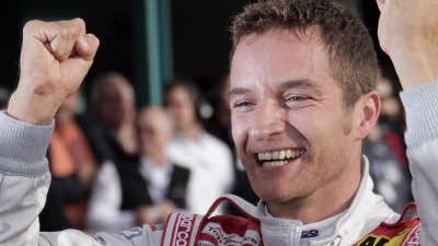 Sport kompakt: Überglücklich über seinen zweiten Titel in Folge: Audi-Pilot Timo Scheider.
