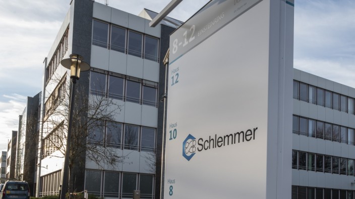 Aschheim, Firmengebäude Schlemmer