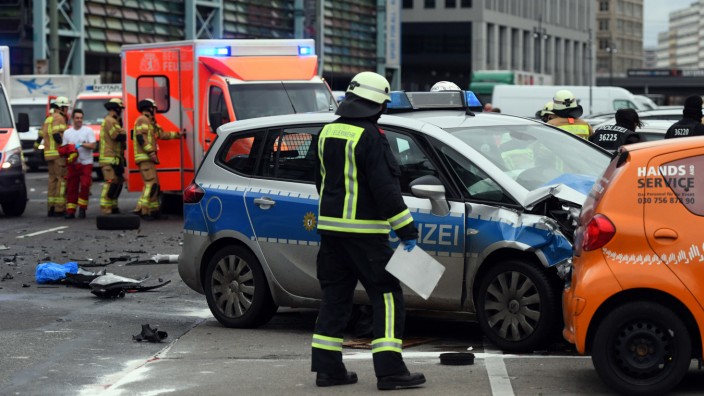 Polizei: Unfall in Berlin 2018 mit einem Streifenwagen