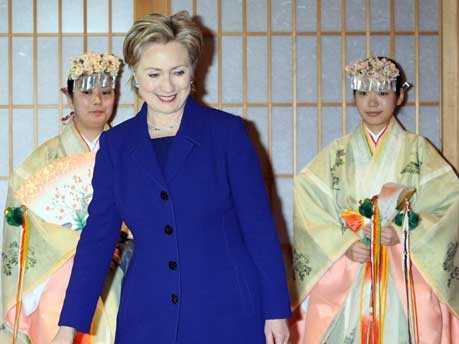 Hillary Clinton US Außenministerin Asien Reise Asienreise Japan China Indonesien