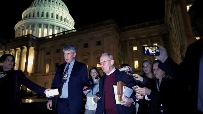 Impeachment: US-Senator Lamar Alexander nach einer Anhörung in Washington