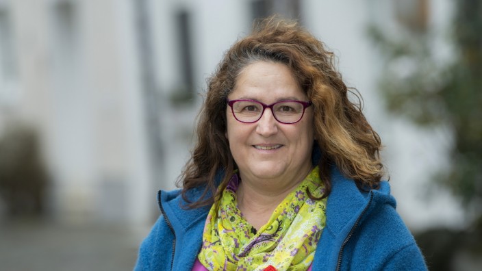 Rücktritt in Erding: SPD-Stadträtin Karin Bischke ist 2020 in den Stadtrat gewählt worden. Jetzt gibt sie ihr Amt aus beruflichen Gründen ab.