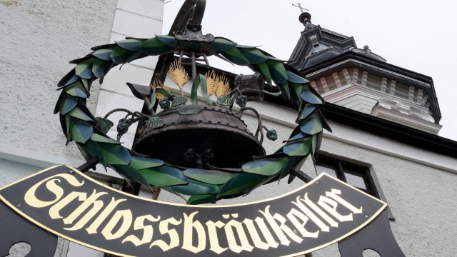 Landkreis Freising: Der Schlossbräukeller ist seit vergangenem Jahr geschlossen. Grund ist Personalnot.