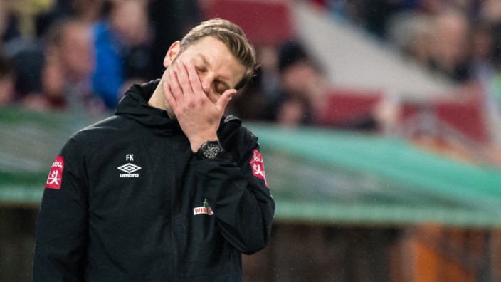 Werder Bremen: Trainer Florian Kohfeldt beim Spiel gegen den FC Augsburg