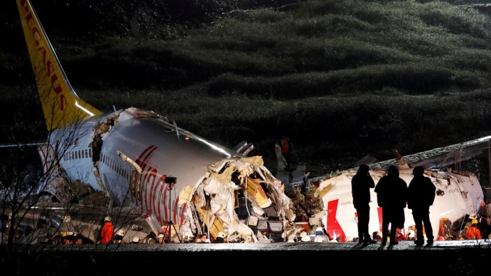 Pegasus Airlines plane overruns runway and crashes at Istanbul's Sabiha Gokcen airport