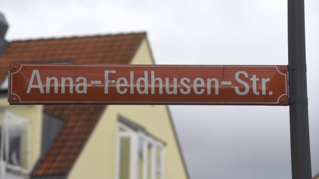 Straßennamen in Dachau: Die wenigen Straßen mit Frauennamen sind auch ein Ausdruck dafür, dass es so weit mit der Gleichberechtigung der Geschlechter noch nicht ist.
