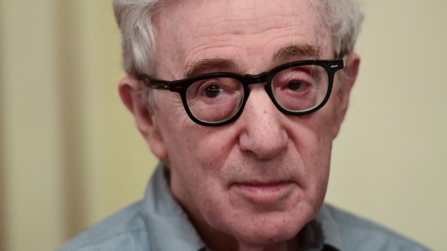 Woody Allen: Woody Allens Autobiografie hätte in Amerika am 7. April erscheinen sollen. Nun hat der Verlag die Veröffentlichung abgesagt.