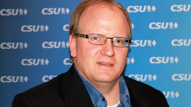Wahlkämpfe im Vergleich: Andreas Glatz (CSU) kandidiert in Hurlach als Bürgermeister.