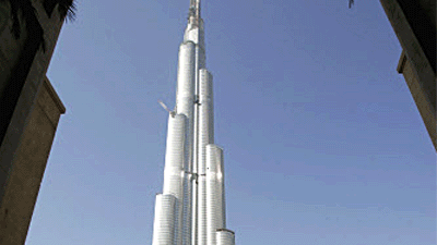 Dubai: Baustopp für Wolkenkratzer: Derzeit noch das höchste Gebäude der Welt - das Burj Dubai.