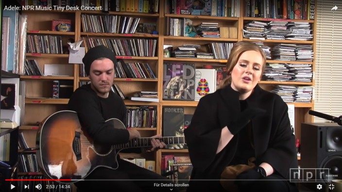 Tiny Desk Concerts: Adele bei ihrem Tiny-Desk-Konzert