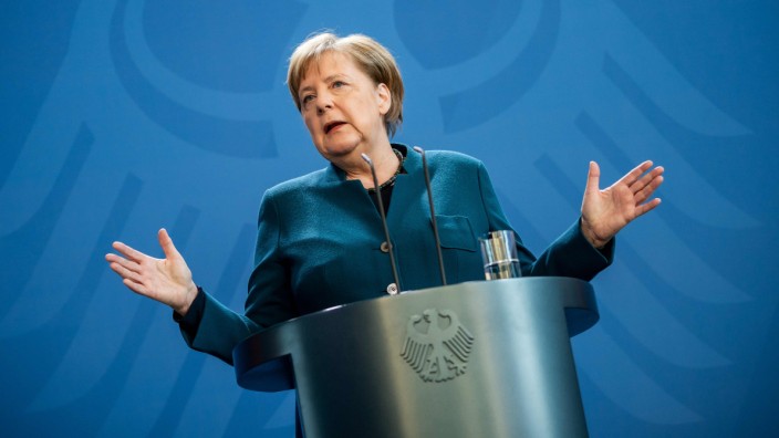Leserdiskussion: Laut einer ARD-Umfrage sind 64 Prozent der Deutschen zufrieden mit der Arbeit von Kanzlerin Merkel - ein Spitzenwert ihrer aktuellen Amtszeit.