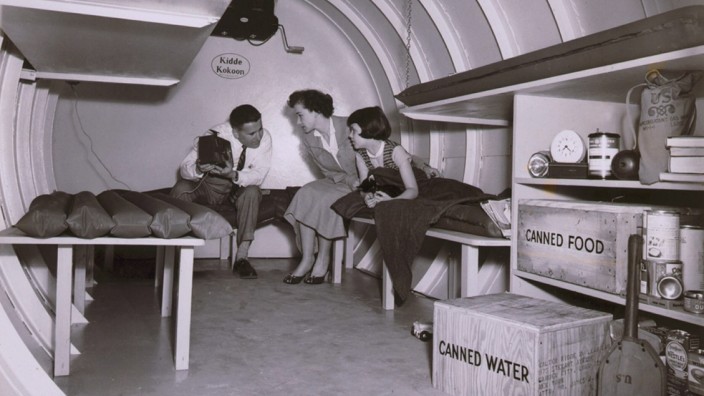Interior of an underground atomic fallout shelter on Long Island, New York 1955. Courtesy Everett Collection PUBLICATION