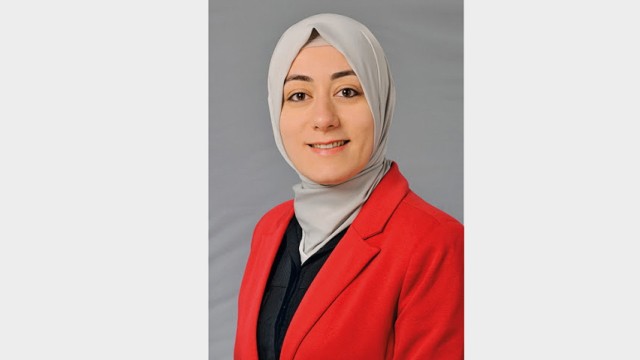 Anschlag in Hanau: Selma Yilmaz-Ilkhan, 35, studierte Politik- und Sozialwissenschaften in Gießen und London. Sie ist in Hanau kommunalpolitisch aktiv, unter anderem als Vorsitzende des Ausländerbeirats der Stadt.