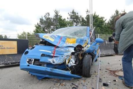 Fiat 500 nach dem ADAC-Crashtest