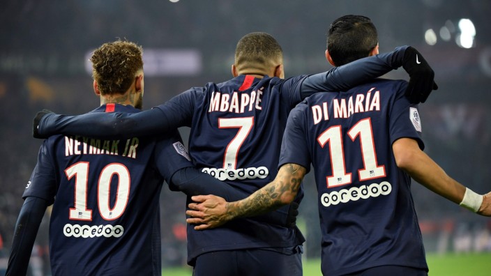 Fußball in Frankreich: Dreizack beim Meister Paris Saint-Germain: Neymar, Kylian Mbappé und Angel di Maria (v.l.n.r.).