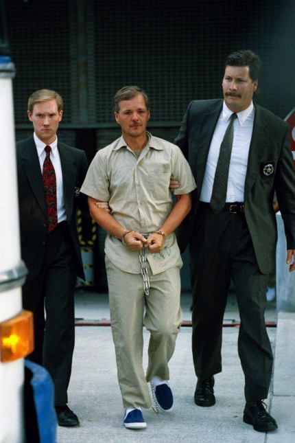 Der Fall Jack Unterweger: Jack Unterweger nach seiner Verhaftung in Miami und kurz vor seiner Auslieferung nach Österreich im Februar 1992.
