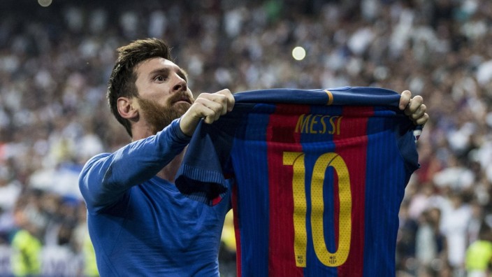 Themen der Woche - Sport Bilder des Tages - SPORT Leo Messi of FC Barcelona Barca celebrates after scoring a goal durin; Messi Barcelona Shirt