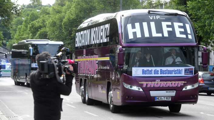 Öffentlicher Nahverkehr: Schon im Mai demonstrierten Busunternehmer in München wegen hoher Energiekosten. Nun fehlen auch noch Fahrer.