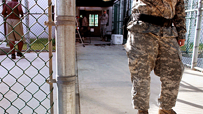 USA und Guantanamo: Symbol einer menschenverachtenden Politik: Blick in das US-Gefangenenlager Guantanamo.