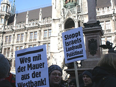 Demo gegen die Sicherheitskonferenz, München, 2009