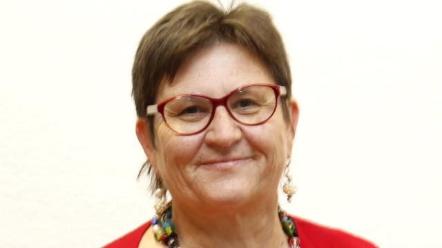 Erwachsenenbildung: Für die Dießener Gemeinderätin Hannelore Baur von SPD ist es unbegreiflich, 2022 über Gendersternchen diskutieren zu müssen.