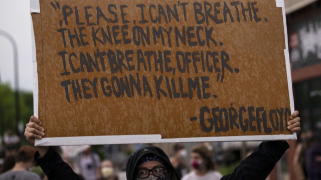 'I Can't Breathe' Protest Held After Man Dies In Police Custody In Minneapolis