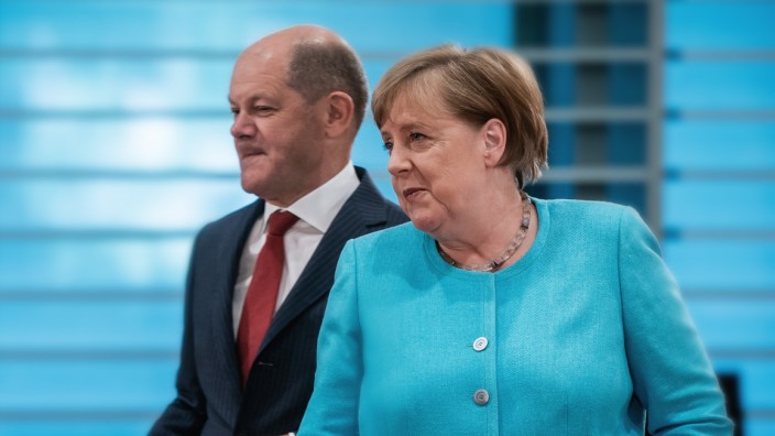 Bundesregierung: Angela Merkel und Olaf Scholz bei einer Kabinettssitzung