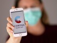 16.06.2020, Ab heute im App-Store: Die neue offizielle Warn-App im Kampf gegen das Coronavirus (Corona-Warn-App) auf ei