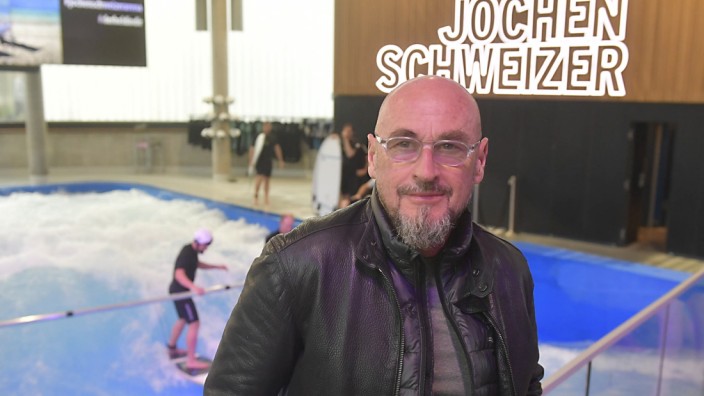 Jochen-Schweizer in seiner Arena in Taufkirchen, 2019