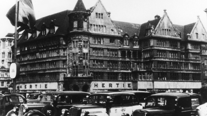 Kaufhaus Hertie in München, 1935 falsch, Nachkriegszeit