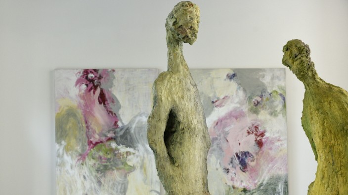 Pop-up-Gallery: Stumme Gestalten: Gabriele Stieghorsts Skulpturen kommunizieren nicht miteinander - und doch gehören sie zusammen.