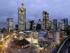 Abendliche Skyline aus Bankgebäuden in Frankfurt am Main - v.l.n.r.: Europäische Zentralbank, Commerzbank, Dresdner Ban