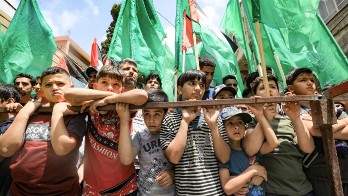 Junge Palästinenser bei einer Veranstaltung der Hamas im Flüchtlingslager Jabalia im Gaza-Streifen.