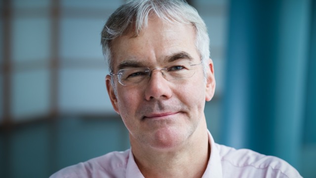 Jürgen Osterbrink, Professor für Pflegewissenschaft an der Paracelsus Medizinischen Privatuniversität in Salzburg