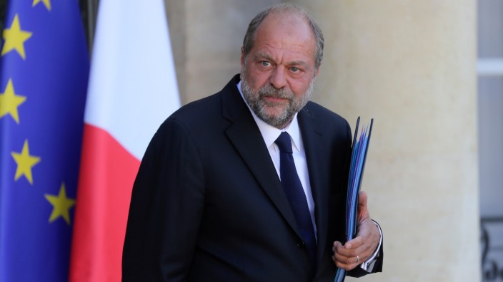 Neuer Justizminister Frankreichs: Der neue französische Justizminister Éric Dupond-Moretti nach der ersten Sitzung des neuen Kabinetts im Élysée-Palast.