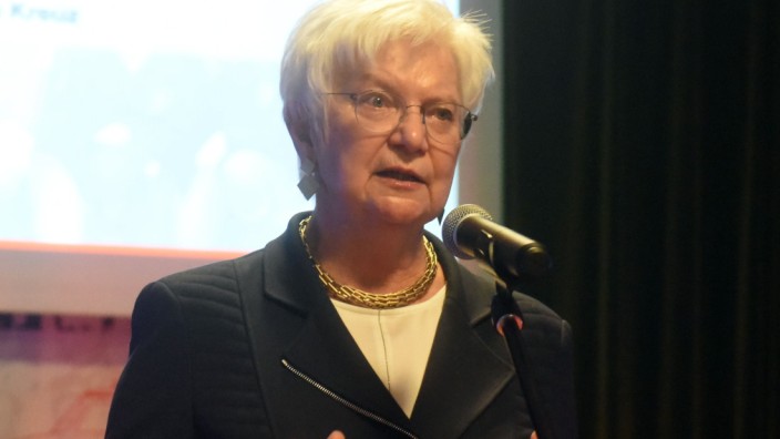 Gerda Hasselfeldt: Gerda Hasselfeldt ist weiterhin für die Allgemeinheit da.