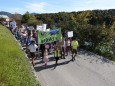 Demonstration in Walchensee unter dem Motto: "Uns stinkt`s"