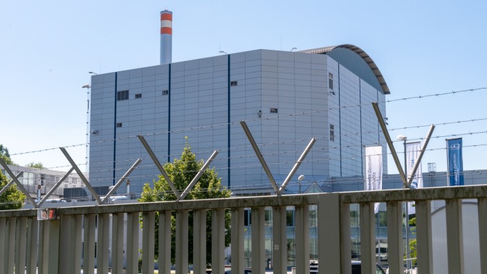 Forschungsreaktor München II  (FRM II)