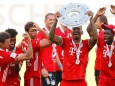 FC Bayern München: Spieler feiern die Deutsche Meisterschaft 2020