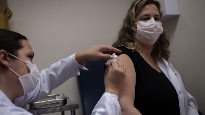 Coronavirus - Corona-Impfstoff wird in Brasilien getestet