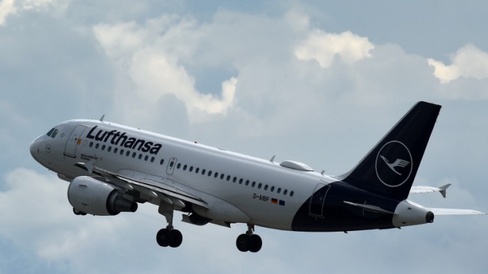 Luftfahrt: Die Lufthansa rechnet damit, dass die Geschäfte erst 2024 wieder normal laufen.