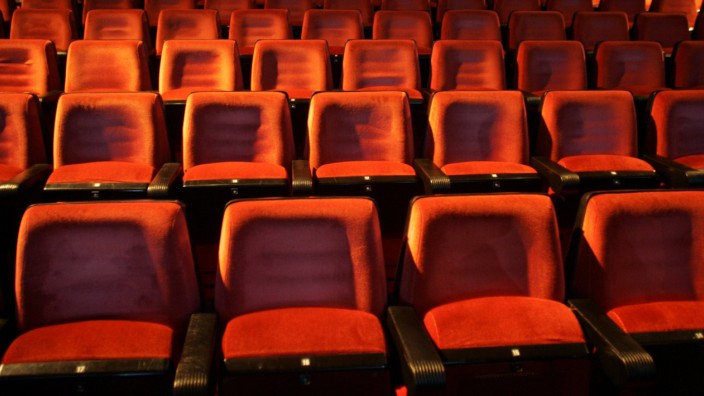 Bundesverfassungsgericht: Wenn Kinos betreikt werden, bleiben die Sitze leer.