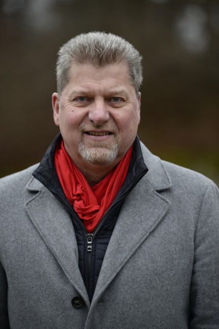 Neuried: Seit 2014 ist Harald Zipfel (SPD) Neurieds Bürgermeister. Er lebt seit 25 Jahren in der Gemeinde. Bis zu seinem Amtsantritt arbeitete er als Ingenieur im Bereich der erneuerbaren Energien.