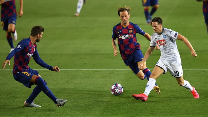 FC Barcelona v SSC Napoli - UEFA Champions League Round of 16: Second Leg