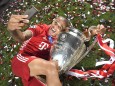 FC Bayern: Thiago nach dem Gewinn der Champions League 2020 in Lissabon