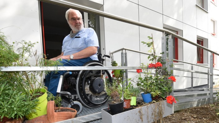 Rollstuhlfahrer in Bedrängnis: "Ich hätte nie gedacht, mit welchen Argumenten man da kommt", sagt Ernst Weißgerber. Foto: Catherina Hess