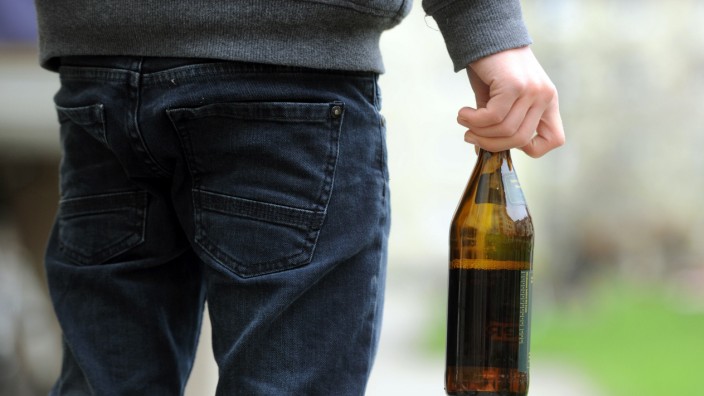 Corona-Zahlen gestiegen - Stadt München verhängt Alkoholverbot