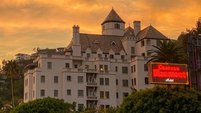 Chateau Marmont: storied Hollywood hangout targets members