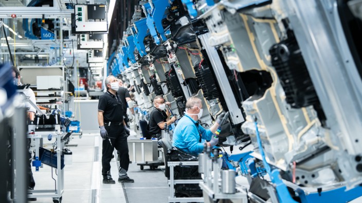 Daimler: Eröffnung der 'Factory 56'